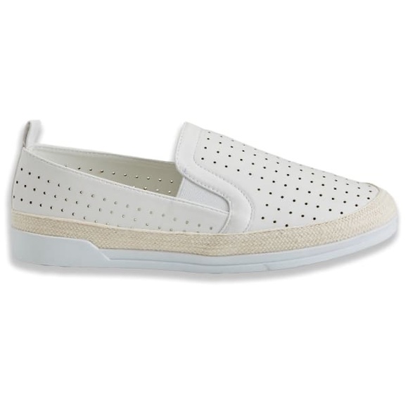 WANTED SHOES Crossfire Slip On White Espadrille Flats size10 - Picture 2 of 4
